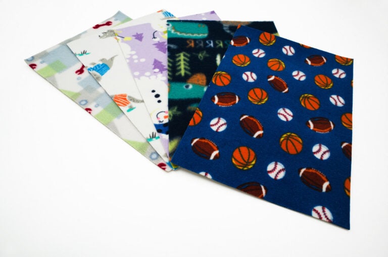 VILLA MANUS fleecepehmuste kuviollinen